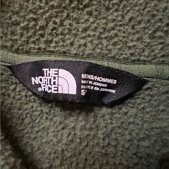 The North Face Men’s Green Fleece Quarter Zip Pullover Jacket - Picture 9 of 10